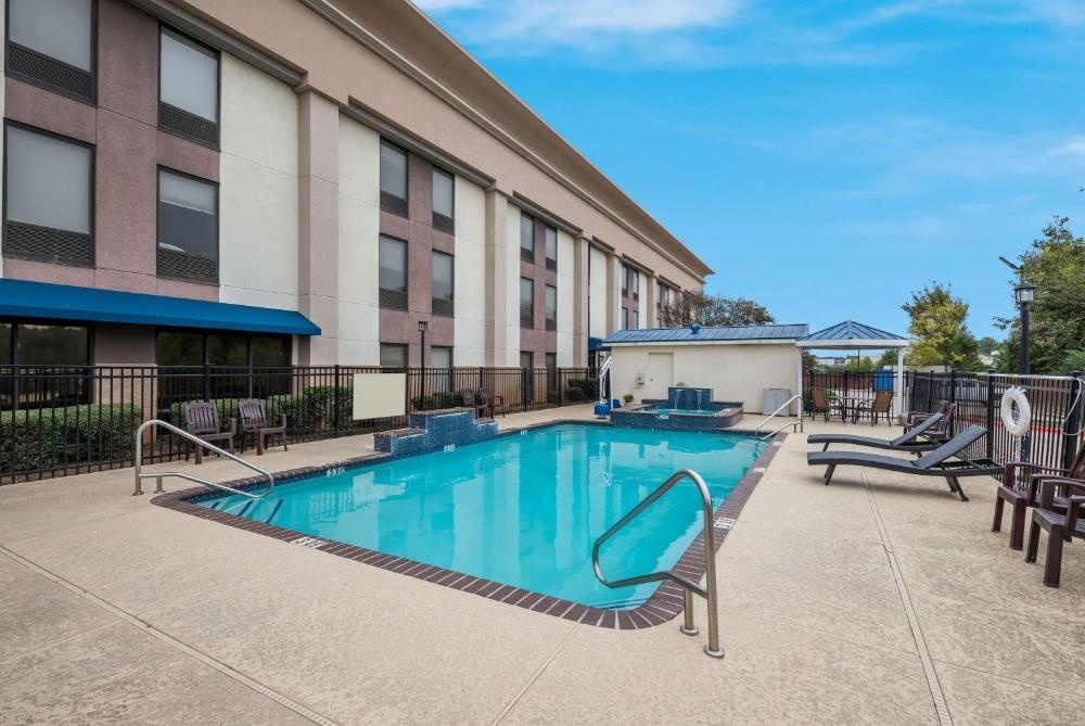 Hampton Inn By Hilton Marshall